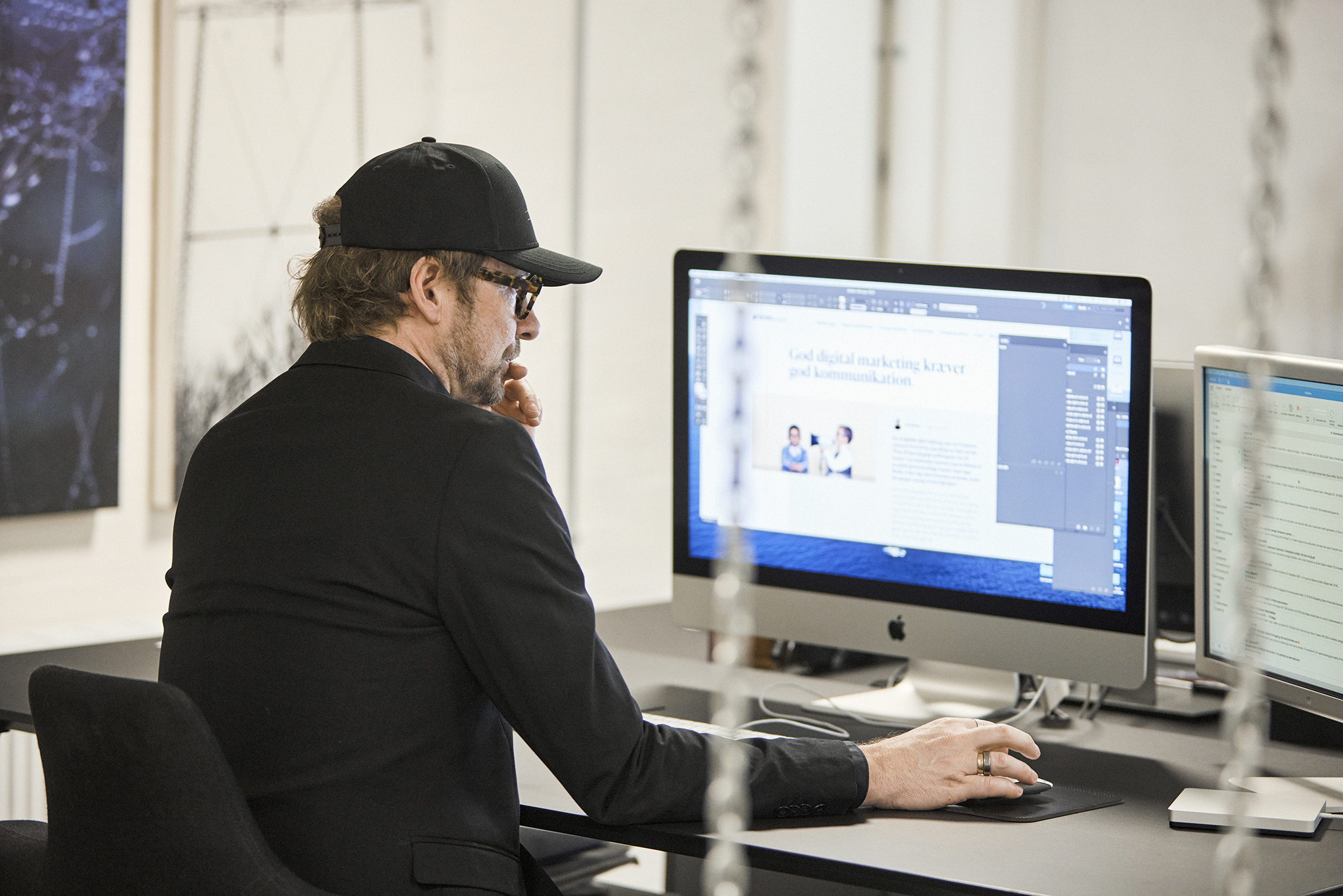 Morten laver design til virksomheder